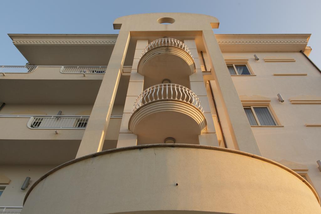 Club Hotel Kennedy Roccella Ionica Zewnętrze zdjęcie
